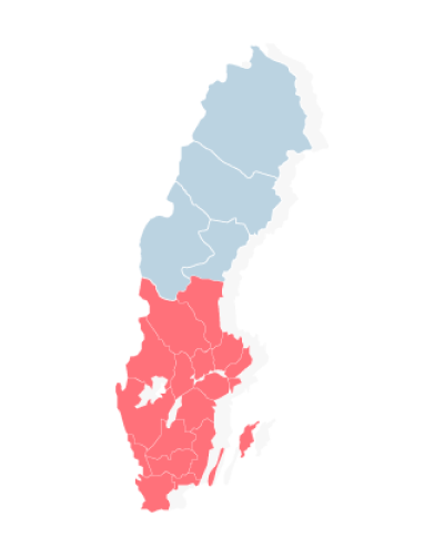 Varningsskylt för fästingar i skogen